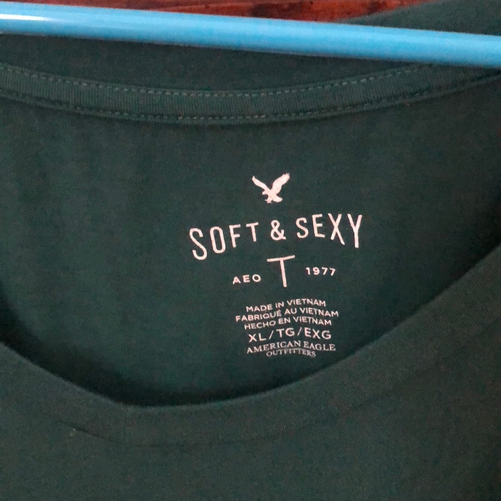 🆕 AEO Soft & Sexy Tee - Picture 2 of 3